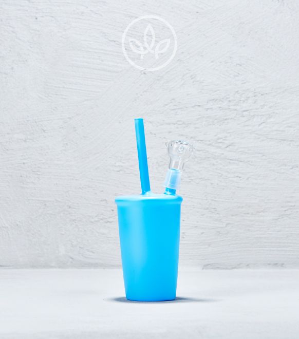 
Skleněný bong Kelímek modrý pro bylinné směsi, elegantní čiré sklo a moderní vzhled
